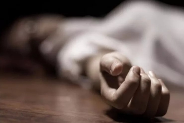 Bakıda qadın evində ölü tapıldı