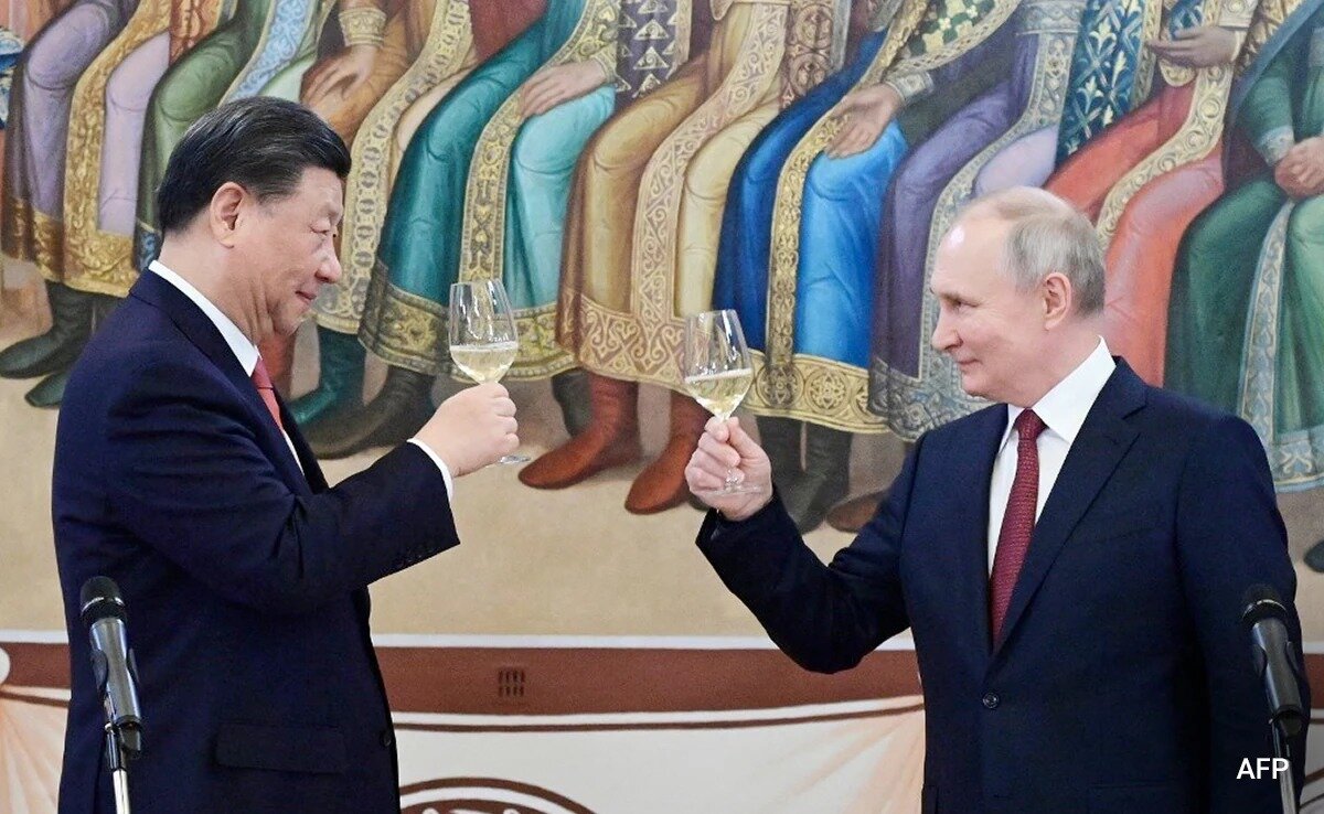 f0sktdno_xi-jinping-putin-afp_62.jpg (224 KB)