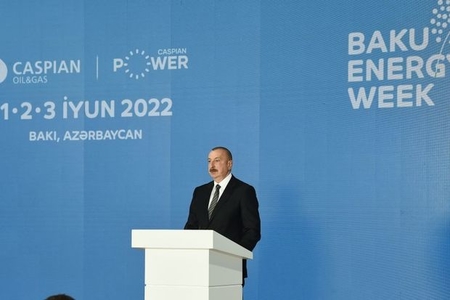 Prezident: “Azərbaycan enerji təhlükəsizliyinin təmin edilməsində vacib rol oynayır”