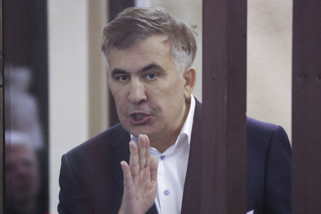 Саакашвили после освобождения намерен вернуться-