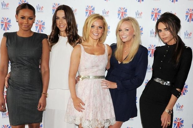 В честь 50-летия Виктории Бекхэм произошло воссоединение Spice Girls - ВИДЕО