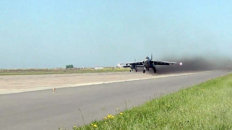 SON DƏQİQƏ! Su-25 təyyarələrimiz havaya qaldırıldı - VİDEO