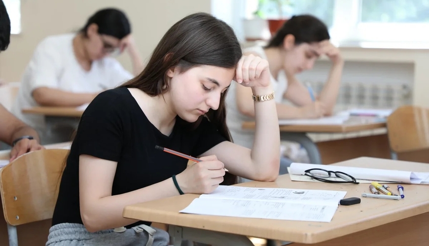 Keçid balları düşəcək?