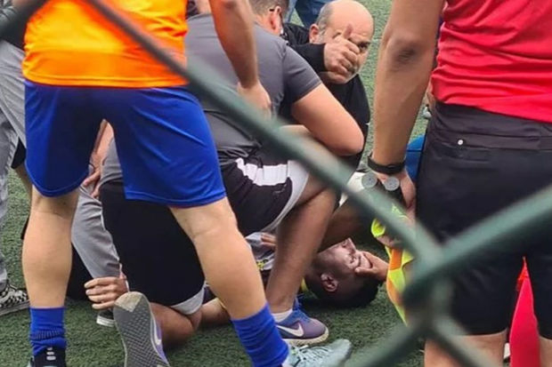 DƏHŞƏTLİ HADİSƏ: 29 yaşlı futbolçu meydanda infarkt keçirdi