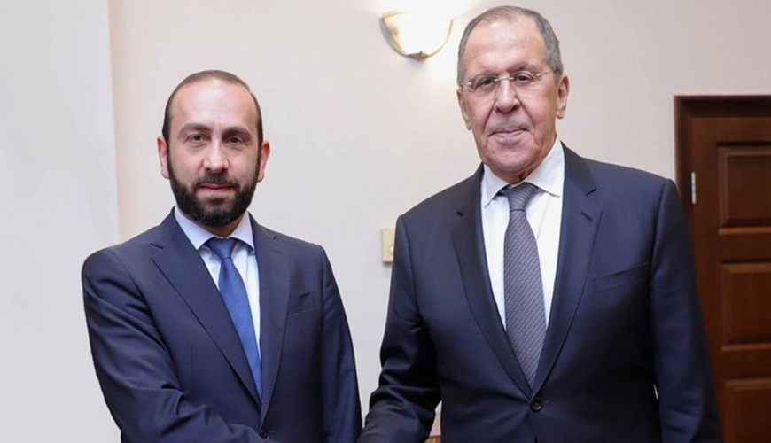 Lavrov və Mirzoyan arasında görüş başlayıb