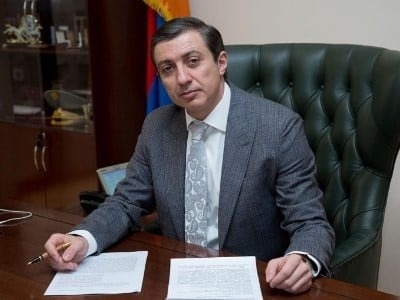 Ermənistanda “kokain işi” - Keçmiş deputat və məmur axtarışa verildi