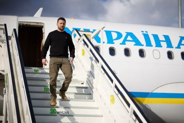Зеленский совершит неожиданный визит в Германию