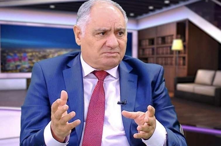 “50 dəqiqədən artıq iclas əvvəl faciəyə, sonra komediyaya çevrilir” – Professorla “yatan alimlər” SÖHBƏTİ