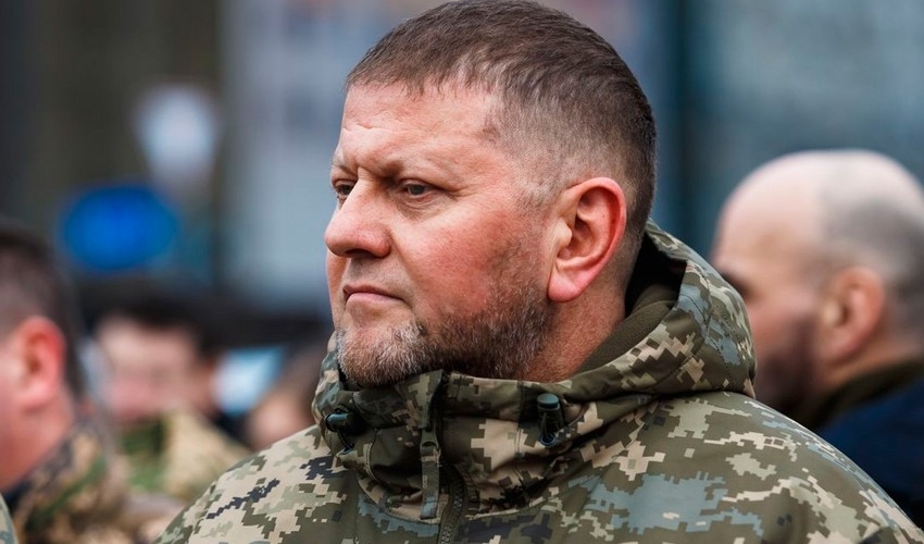 Ukrayna Müdafiə Nazirliyi: Zalujnının istefa xəbəri yalandır