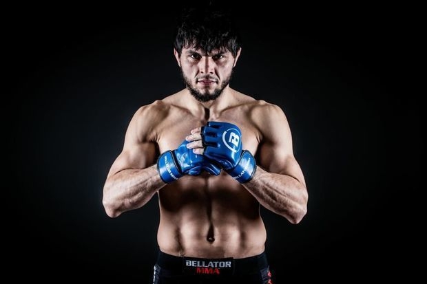 MMA döyüşçüsü Tofiq Musayevdən kəmər döyüşü ilə bağlı açıqlama - VİDEO