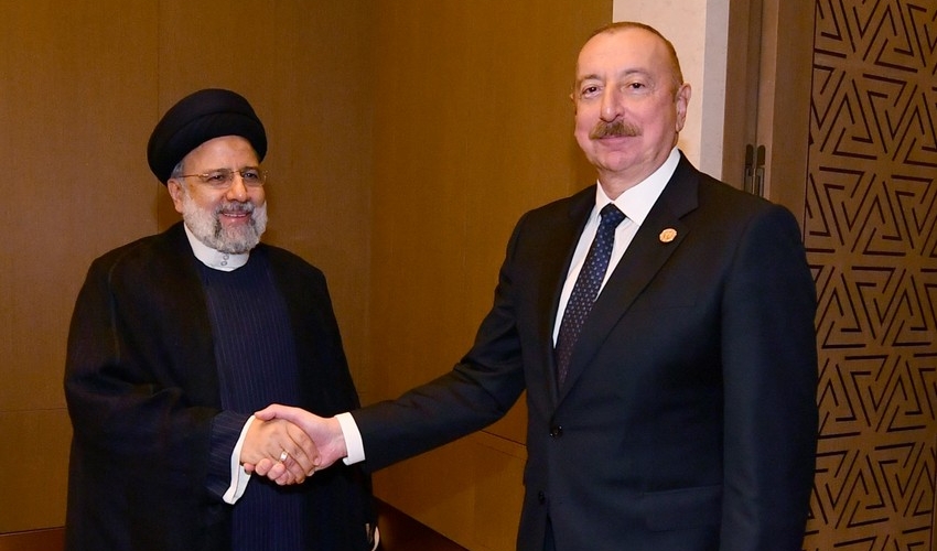 İlham Əliyev İran prezidenti ilə görüşüb - YENİLƏNİB