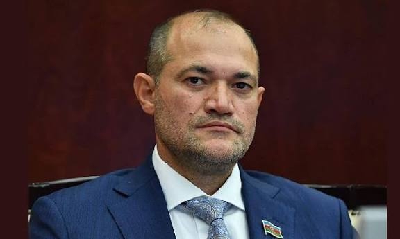Razi Nurullayev: 