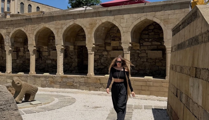 Bakıya heyranlığını bu fotolarla göstərdi