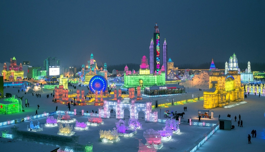 Bu şəhərdə buz festivalı keçirilir – MARAQLI GÖTÜNTÜLƏR