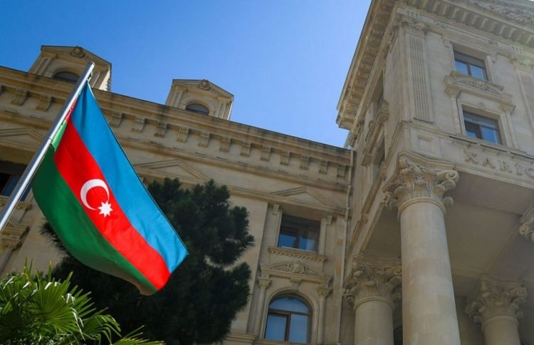 Баку: Армения злоупотребляет размещением на своей территории миссии ЕС