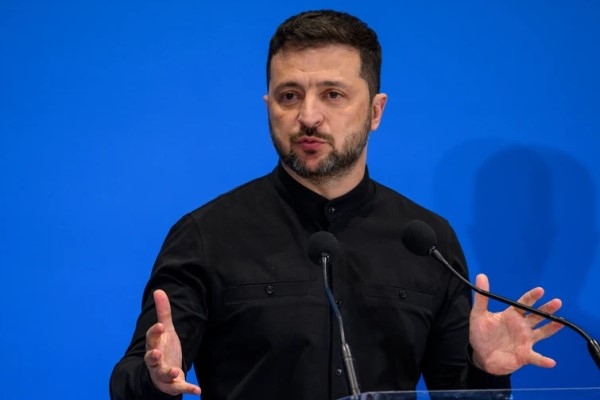 Зеленский призвал мировых лидеров помочь народу Ирана