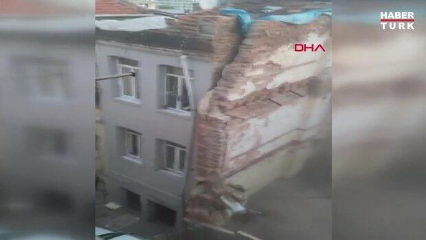 İstanbulda bina çökdü - ANBAAN VİDEO