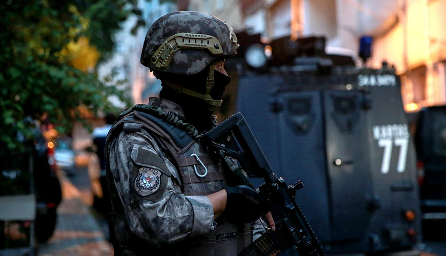 İstanbulda terrora hazırlaşan 2 nəfər yaxalandı