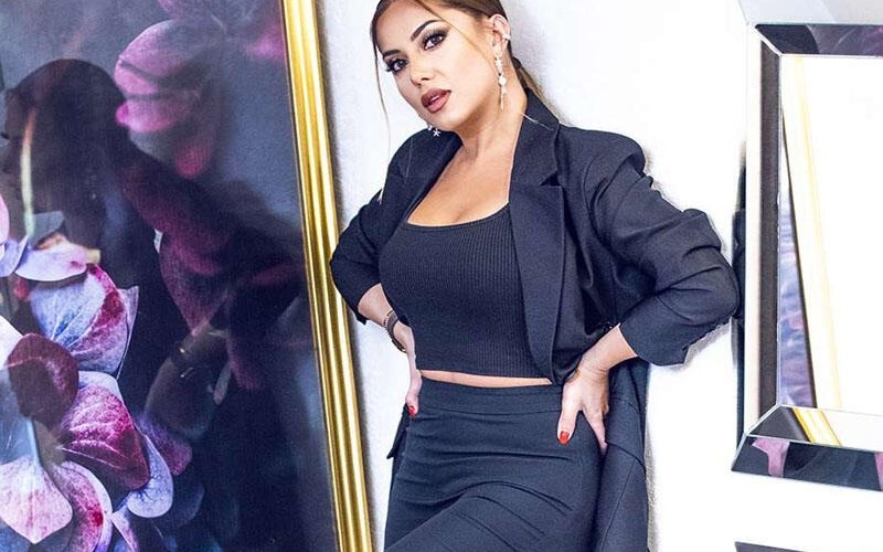 Ayan efirdə AĞLADI: 