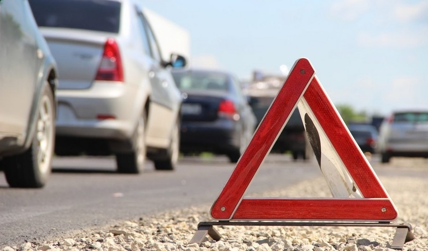 Şamaxıda yol qəzası olub, bir ailənin üç üzvü yaralanıb