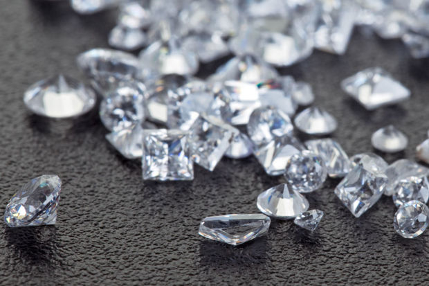 Корейские ученые научились быстро и просто выращивать искусственные алмазы - ФОТО