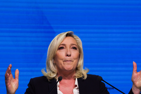 Xaricdən verilən pullarla patriot olan– Marin Le Penin qaranlıq işləri
