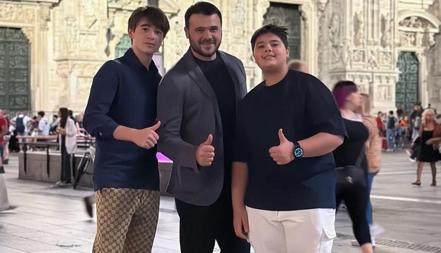 Emin Ağalarov əkizlərini belə təbrik etdi - VİDEO