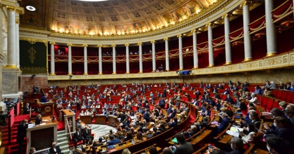 Fransa Senatı “Total” şirkətini Azərbaycandan çıxmağa çağırdı