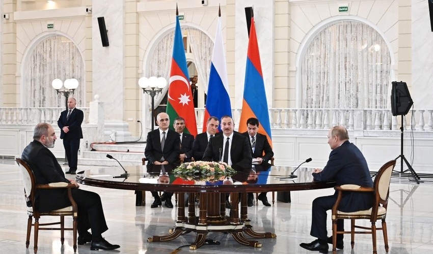 TƏCİLİ: Putin, Əliyev və Paşinyan bir arada - nələr danışılır? CANLI