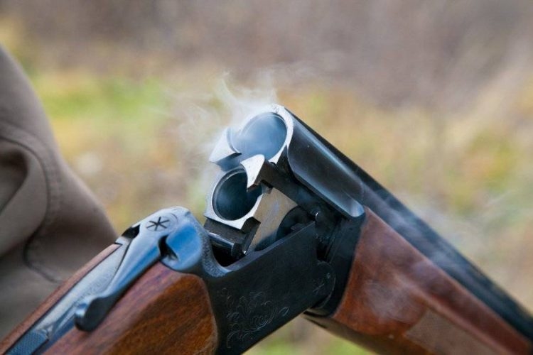 В Азербайджане мужчина застрелился из охотничьего ружья