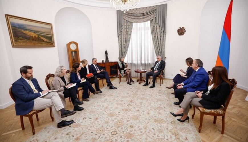 Qriqoryan Maqdalena Qrono ilə kommunikasiyaların açılmasını MÜZAKİRƏ ETDİ