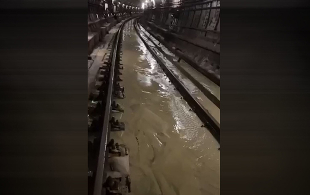 Kiyevdə metronu su basıb