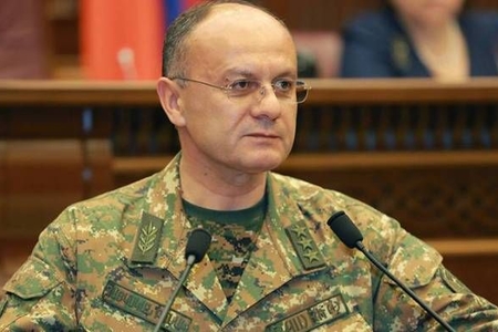 Наложен арест на имущество экс-министра обороны Армении Сейрана Оганяна