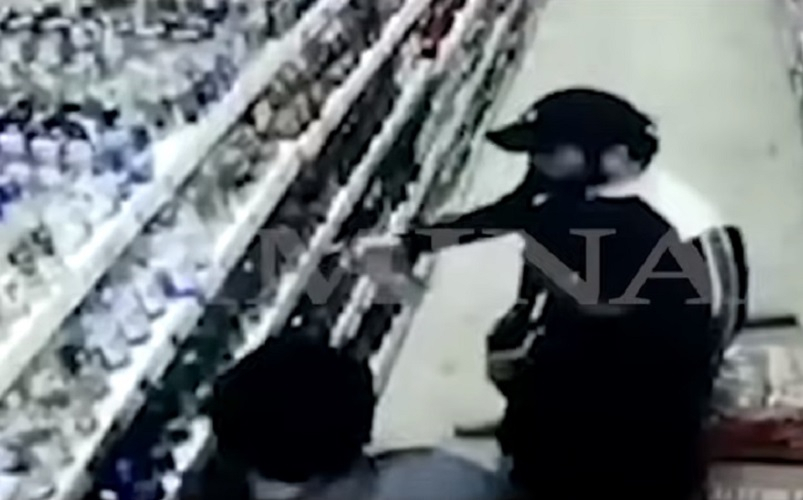 16 yaşlı Turanı öldürən Ruslan qətldən əvvəl mağazadan araq alıb - ANBAAN VİDEO