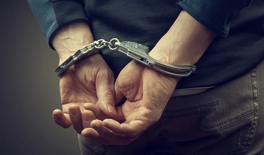 Evlərdən su sayğacı oğurlayırdı - Polis saxladı