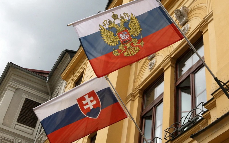 Slovakiyada Rusiya desantı - Ölkənin 253 KİV-i Kremlin xeyrinə 