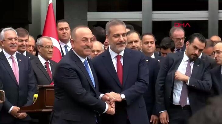 Hakan Fidan vəzifəsinin icrasına başladı