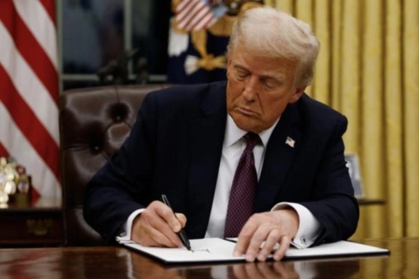Трамп хочет все решать сам