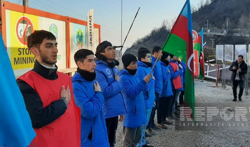 Xankəndi-Laçın yolu: Aksiya iştirakçıları 103 gündür dünya ictimaiyyətinə çağırışlar edir - FOTO