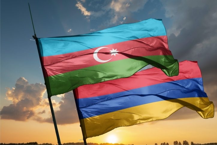 Le Figaro: Баку и Ереван могут доказать, что посредничество в установлении мира устарело