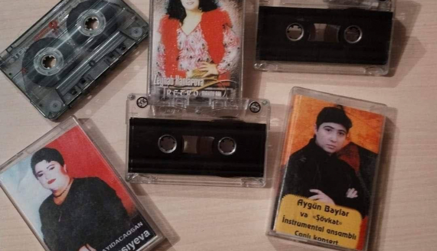 В Ходжалы обнаружены кассеты с песнями азербайджанских исполнителей