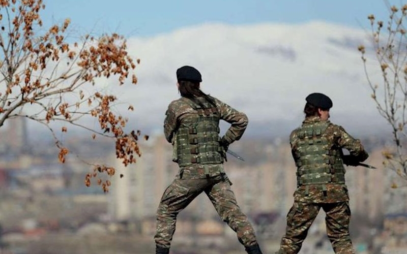 Ermənistan ordusuna qadınları yığır - üstümüzə “axçilər” gəlir!