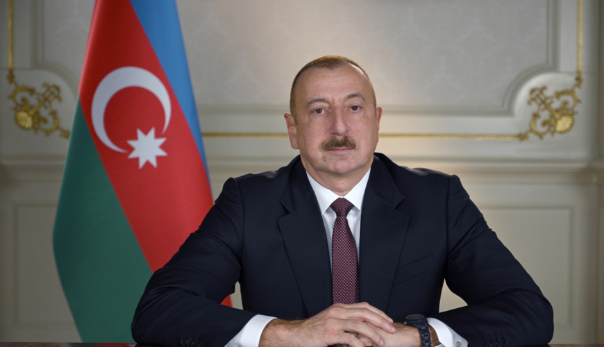 Ильхам Алиев поздравил президента Пакистана