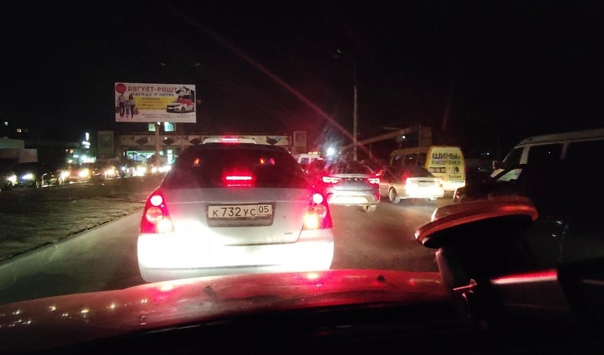 Mahaçqala-Kaspiysk avtomobil yolunda nəqliyyatın hərəkəti məhdudlaşdırılıb