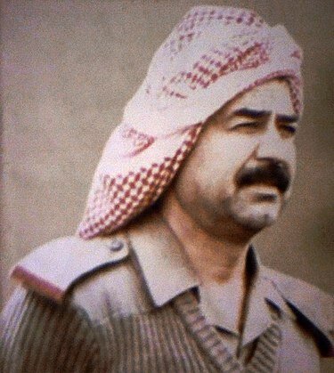 375px-Saddam_Hussein_1982.jpg (42 KB)