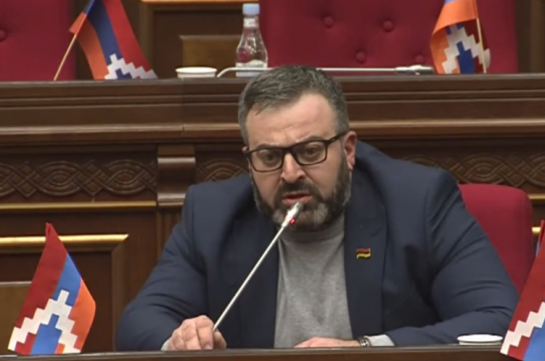 Erməni deputat: Bir azdan deyəcəklər ki, Ermənistanda heç yerə baxmayın