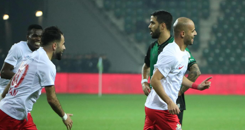 Azərbaycanlı futbolçuya Super Liqadan TƏKLİF VAR!