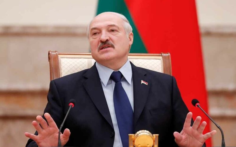 “Ukraynanın əks-hücumu barədə məlumat dezinformasiyadır”- Lukaşenko
