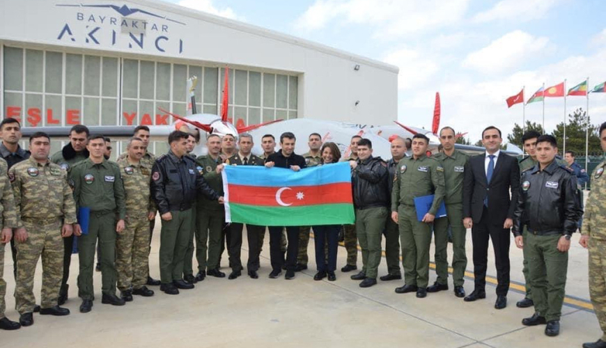 Bayraktar PUA kursunu bitirən hərbçilərimizi təbrik etdi