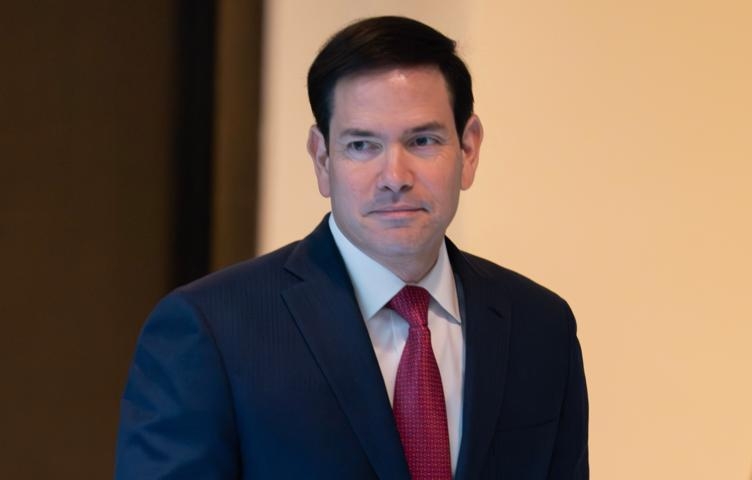 Rubio Macarıstan və Slovakiyaya niyə gedir?